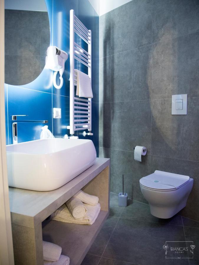 Bianca'S Rooms Trani Exterior photo
